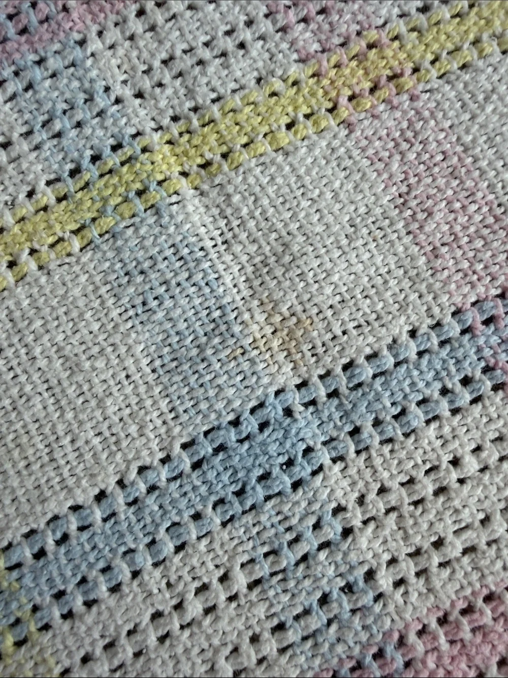 Vintage Beacon WPL 1675 Rainbow Baby Blanket Pastel Woven Knit Waffle Weave
